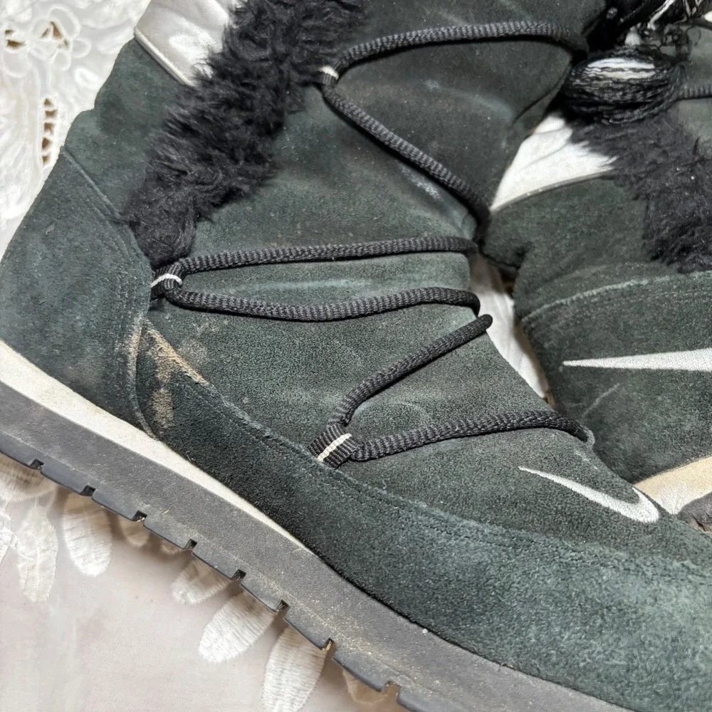Rare Nike ACG Womens Winter Boots Black Suede Faux Fur Silver Y2K Size 10